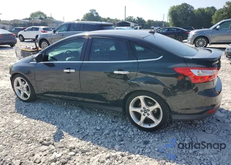 2014 Ford Focus Titanium z USA, uszkodzony, nr VIN 1FADP3J26EL123781